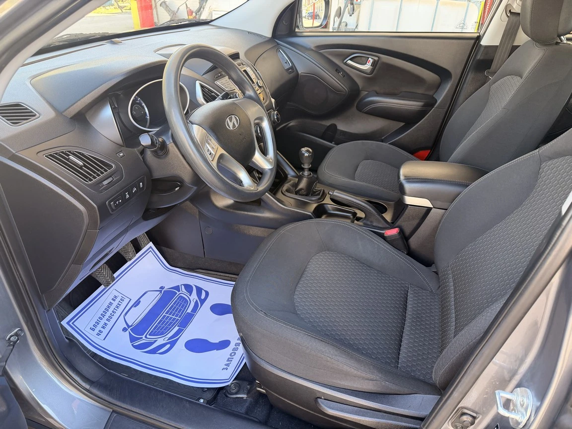Hyundai IX35 2.0tdi 140ks 4X4, снимка 7 - Автомобили и джипове - 53512368