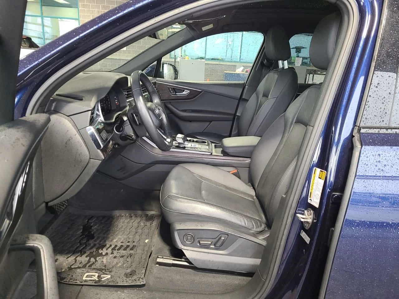 Audi Q7 PROGRESSIV| HUD| 360| PANO| CARFAX, снимка 11 - Автомобили и джипове - 53998582