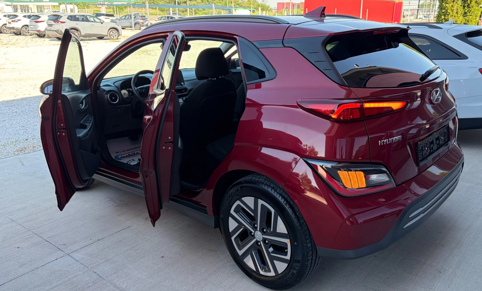 Hyundai Kona 39kWh, снимка 6 - Автомобили и джипове - 54409829