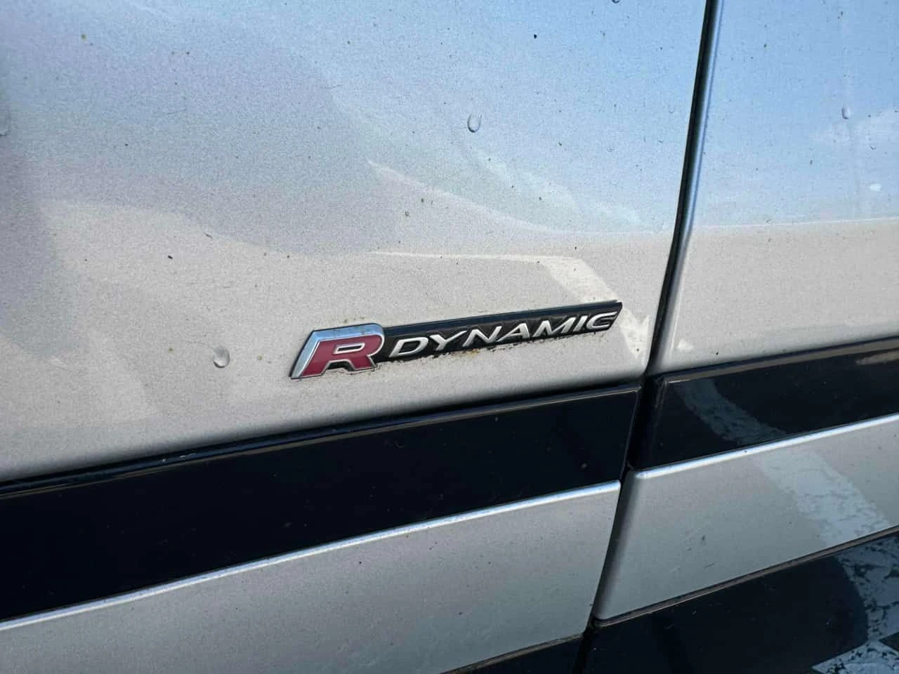 Land Rover Range Rover Velar * R Dynamic S * 2 КЛЮЧА * АВТОКРЕДИТ, снимка 13 - Автомобили и джипове - 54811837