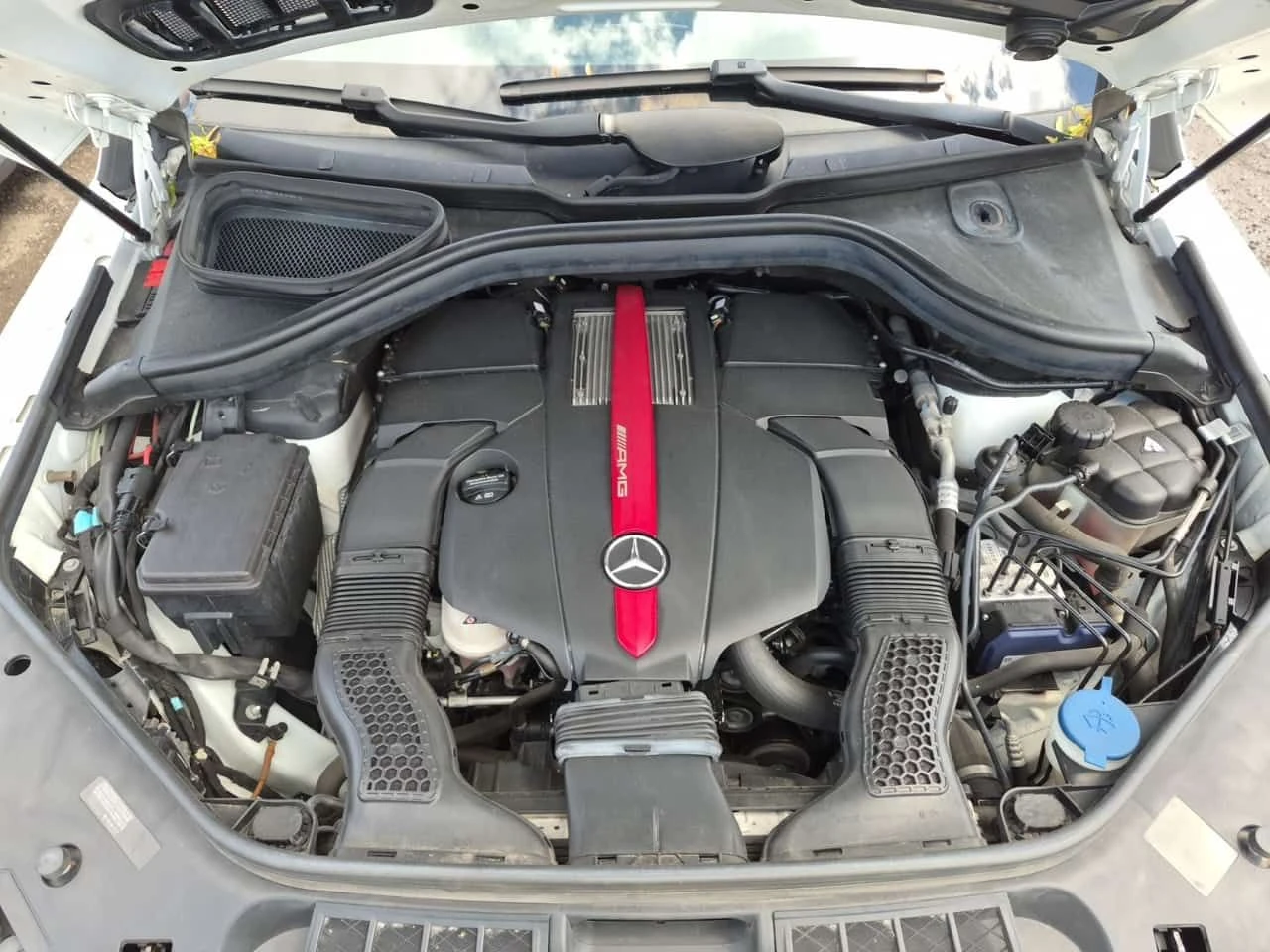 Mercedes-Benz GLE * AMG 43 * CARFAX * Бeз инциденти * , снимка 13 - Автомобили и джипове - 54941320