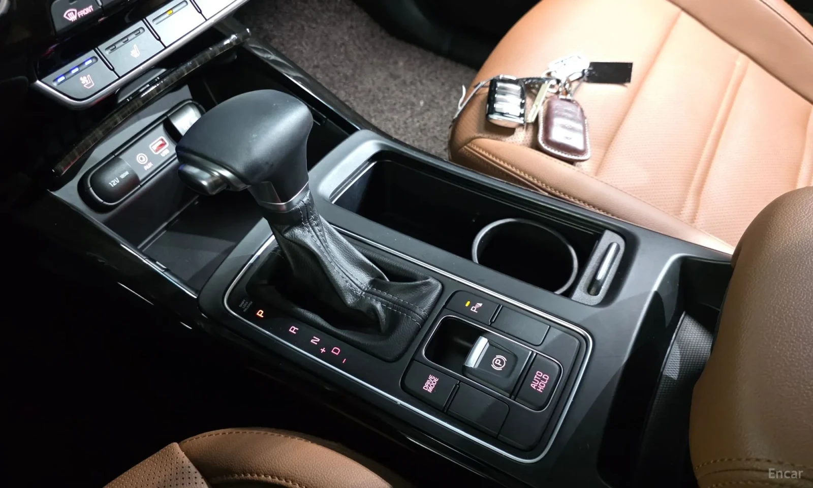 Kia Sorento, снимка 9 - Автомобили и джипове - 55219258