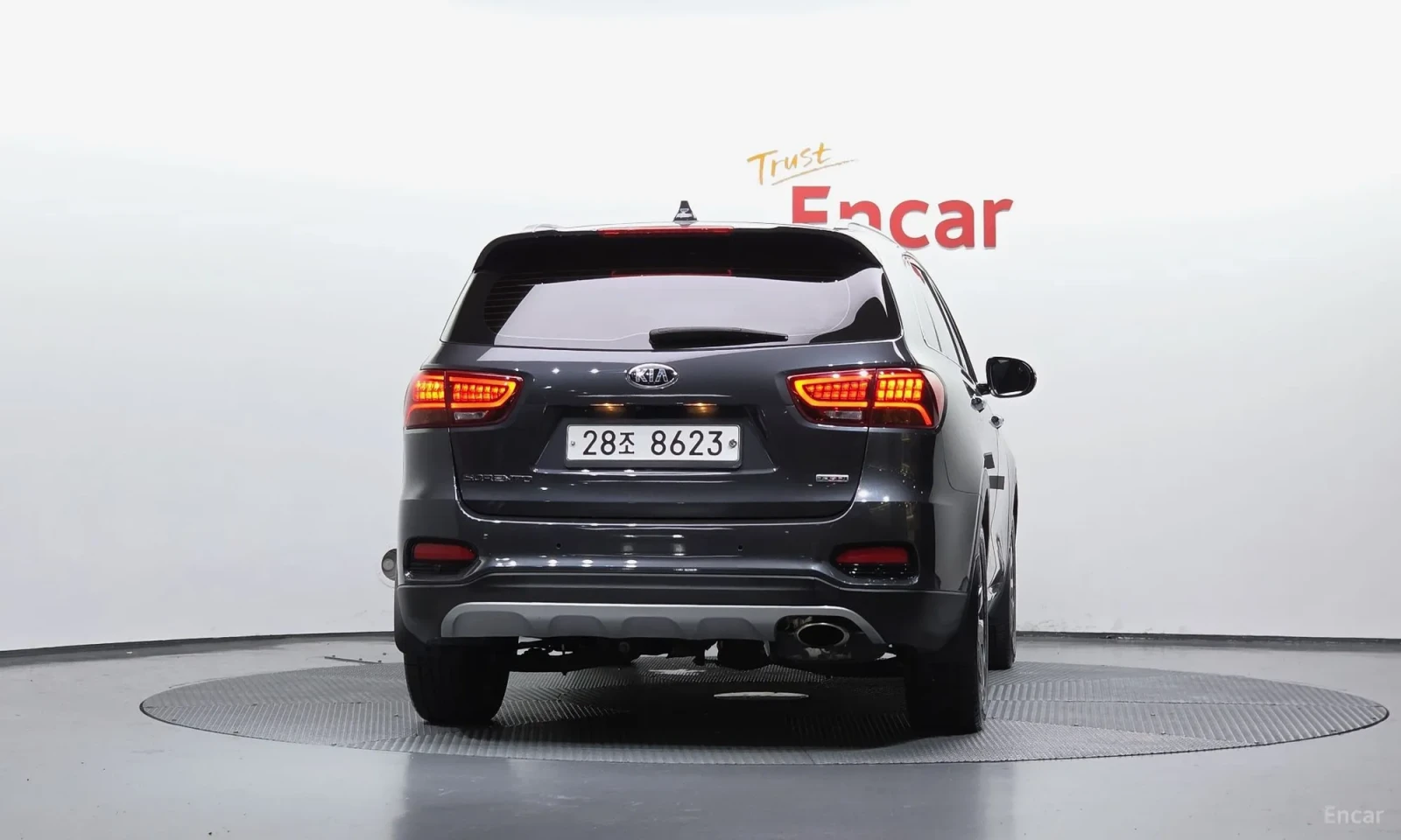 Kia Sorento, снимка 4 - Автомобили и джипове - 55219258