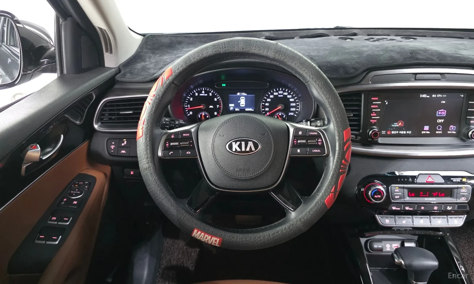 Kia Sorento, снимка 13 - Автомобили и джипове - 55219258