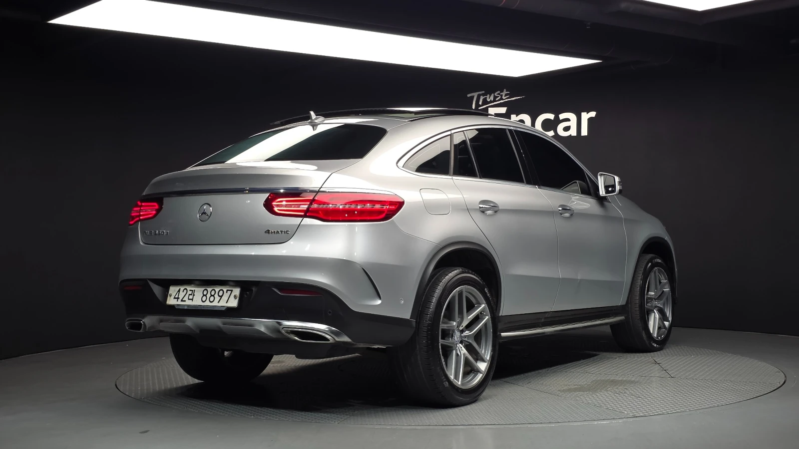 Mercedes-Benz GLE 350 3.0 4MATIC, снимка 2 - Автомобили и джипове - 55886735