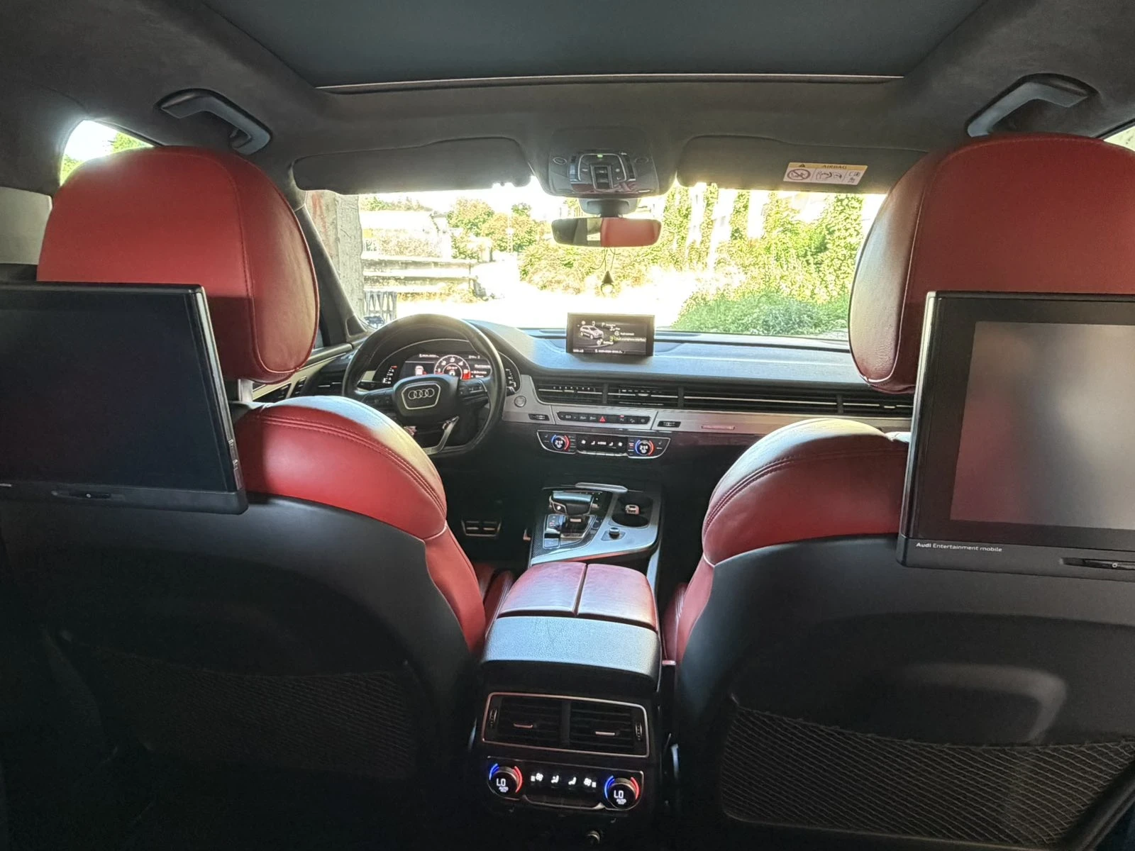 Audi SQ7 4.0TDI, 435кс, 2018г, 7мес.ОБСЛУЖЕНА, ВСИЧКО ПЛАТЕ, снимка 12 - Автомобили и джипове - 56246831