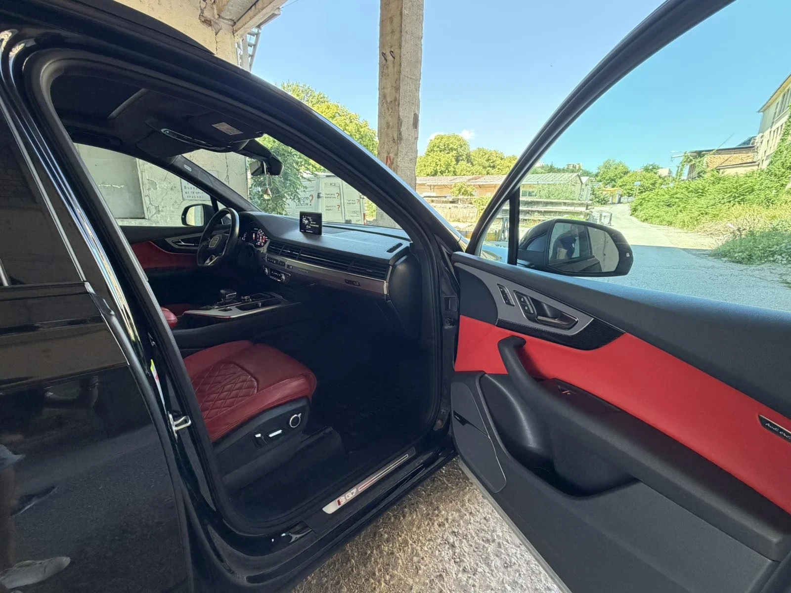 Audi SQ7 4.0TDI, 435кс, 2018г, 7мес.ОБСЛУЖЕНА, ВСИЧКО ПЛАТЕ, снимка 13 - Автомобили и джипове - 56246831
