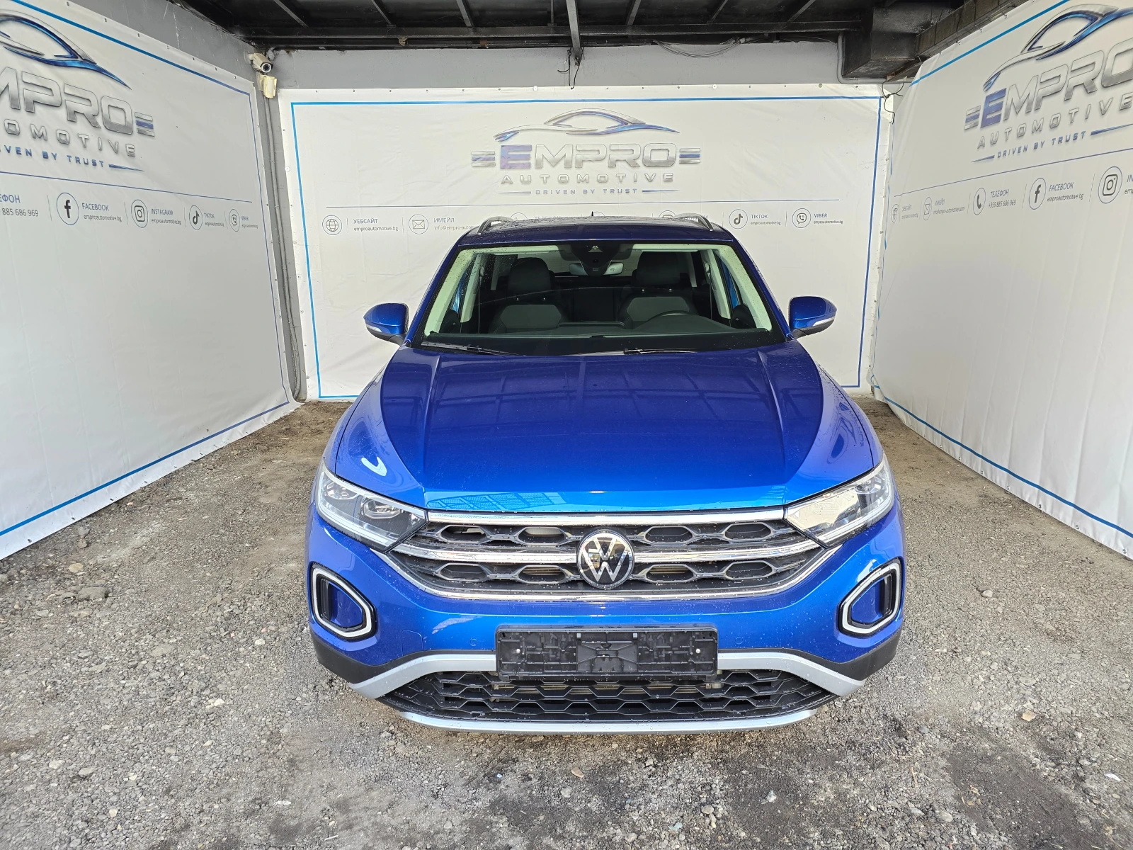 VW T-Roc 1.5 TSI | CAM* KEYLESS* ПОДГРЕВ* , снимка 2 - Автомобили и джипове - 56313352