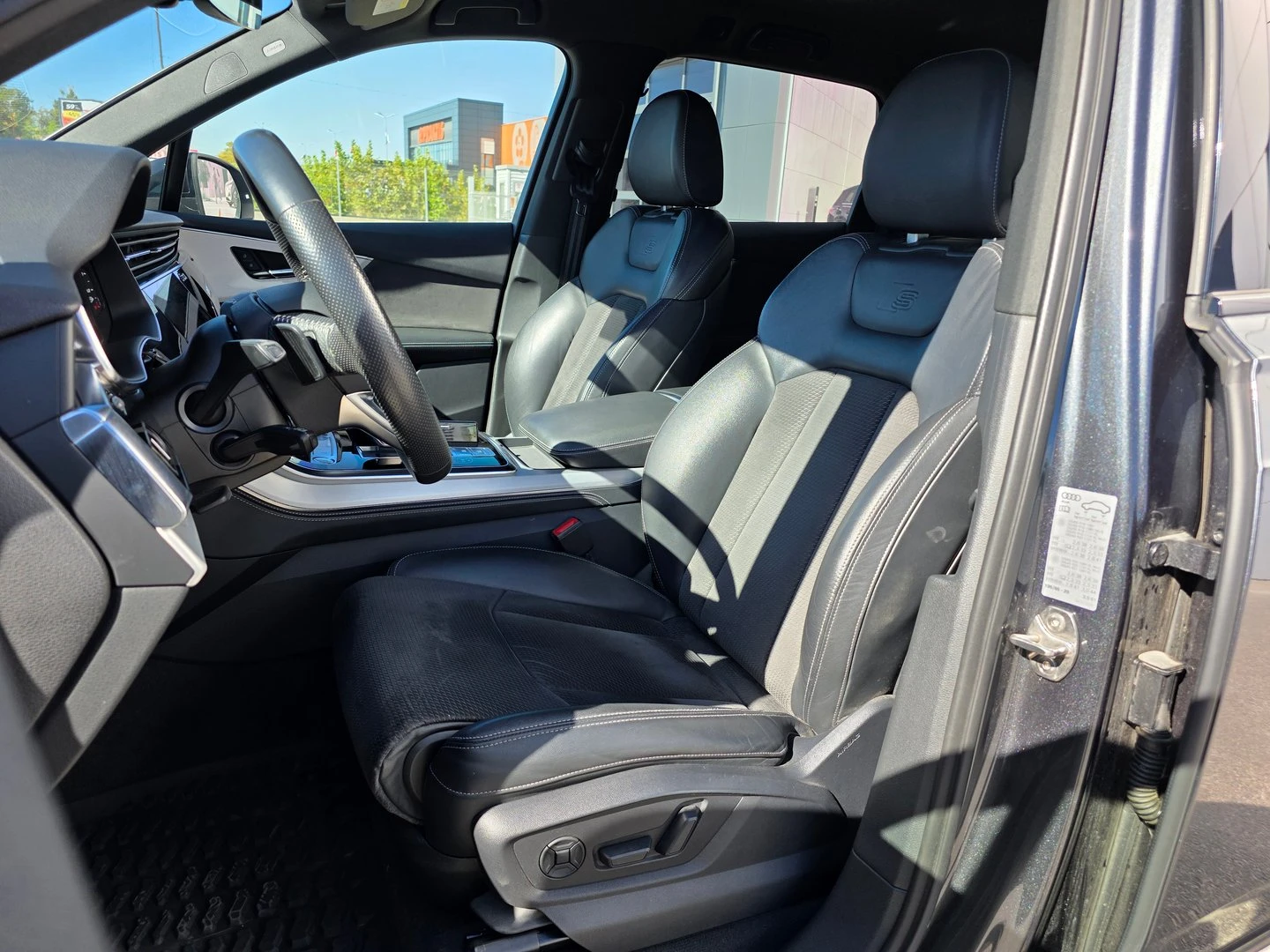 Audi Q7, снимка 10 - Автомобили и джипове - 56420400