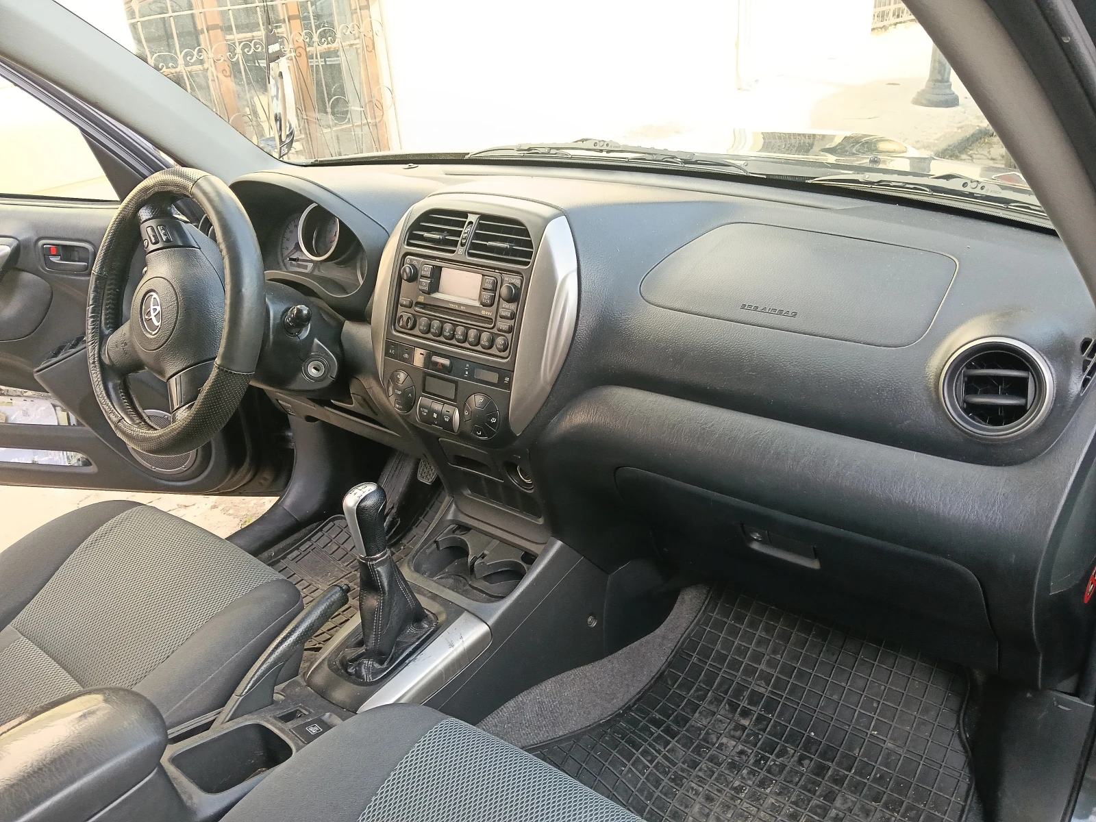Toyota Rav4 2.0, снимка 5 - Автомобили и джипове - 56526550