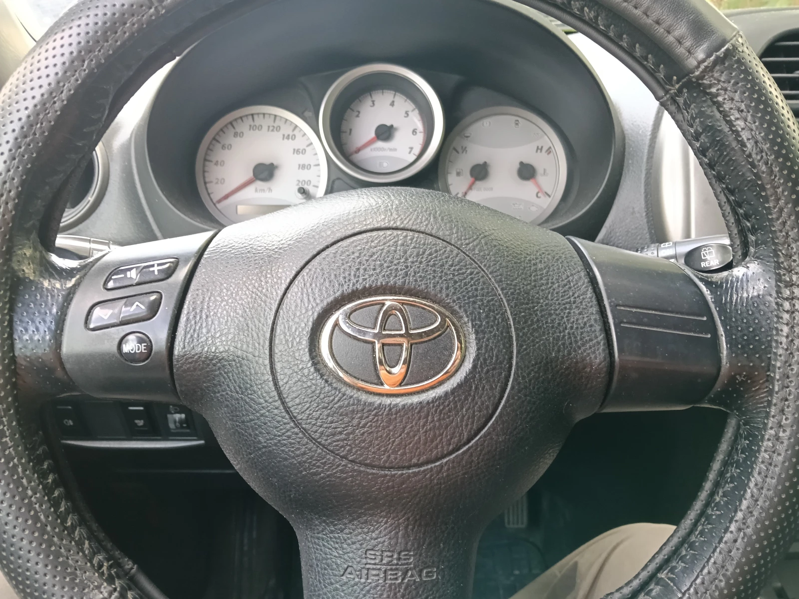 Toyota Rav4 2.0, снимка 7 - Автомобили и джипове - 56526550