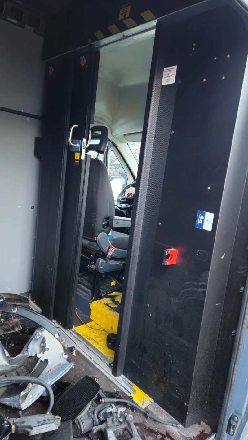 Fiat Ducato 2.2jtd/на части , снимка 9 - Бусове и автобуси - 53344208