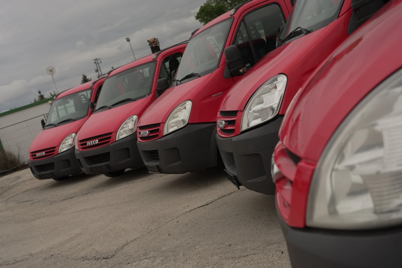 Iveco 35c15 3.0HPI  КАТ. * Б* 7-места * * * НАЛИЧНИ 5 БРОЯ * *, снимка 4 - Бусове и автобуси - 53916754