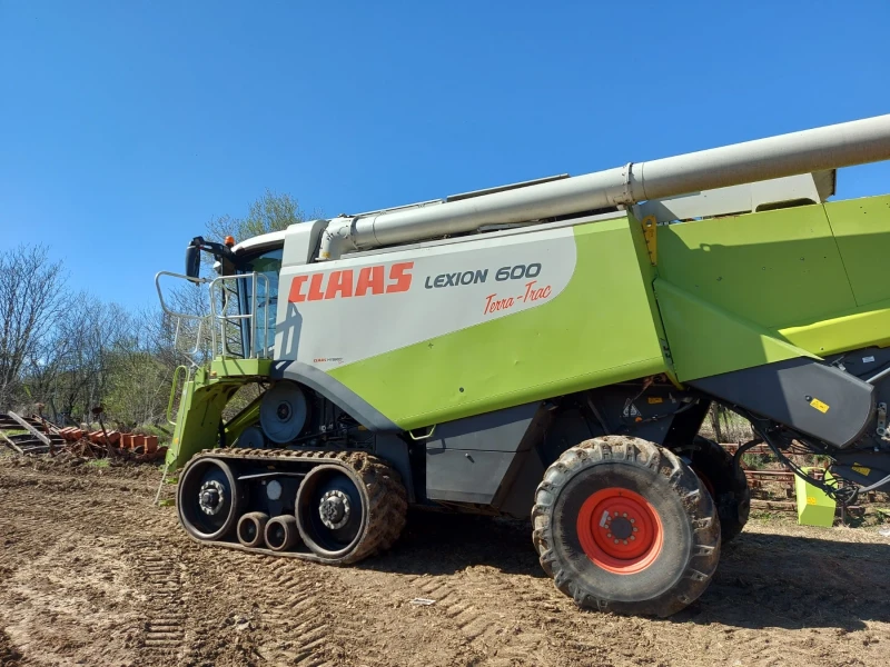 Комбайн Claas Lexion 600 TT, снимка 3 - Селскостопанска техника - 52644213