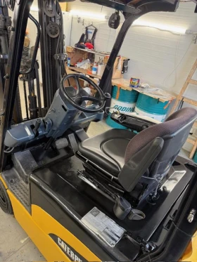 ���������� Cat | Mobile.bg � ����� ������ 5