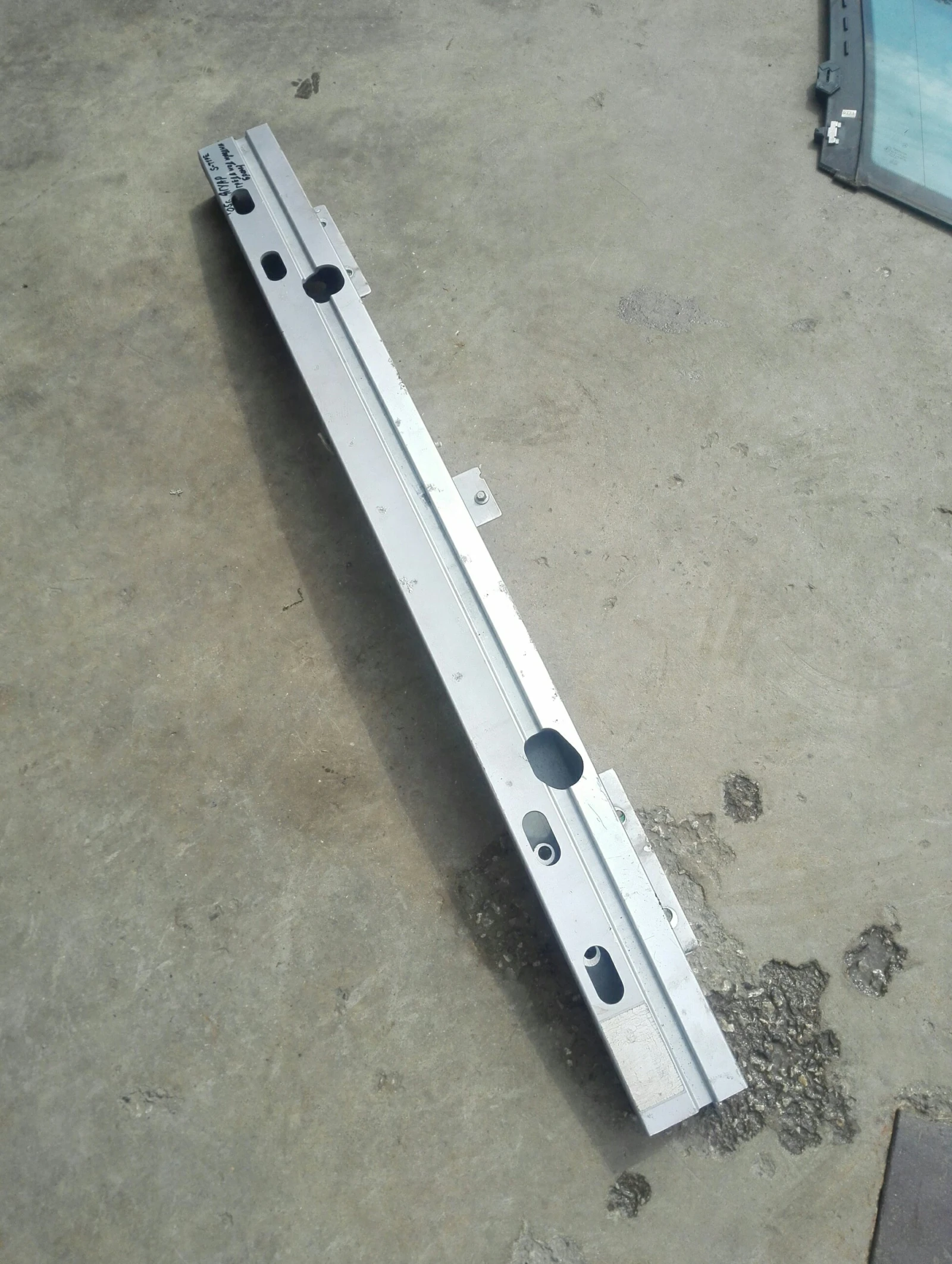 ����� ��� ������ ����� ����� � ���� 2.7� | Mobile.bg � ����������� 1