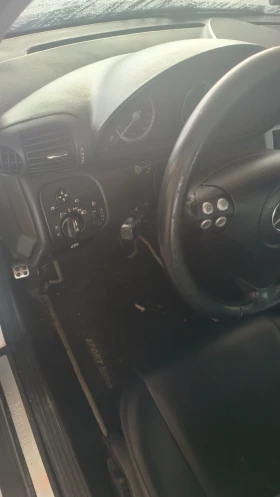 Mercedes-Benz C 200, снимка 6