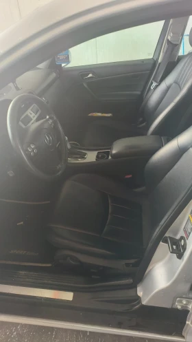 Mercedes-Benz C 200, снимка 5