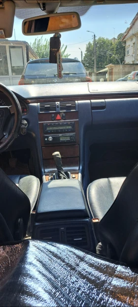 Mercedes-Benz E 250 W210 2.5 D ELEGANCE - 1400 € / 2738.16 лв. - 98197391 4