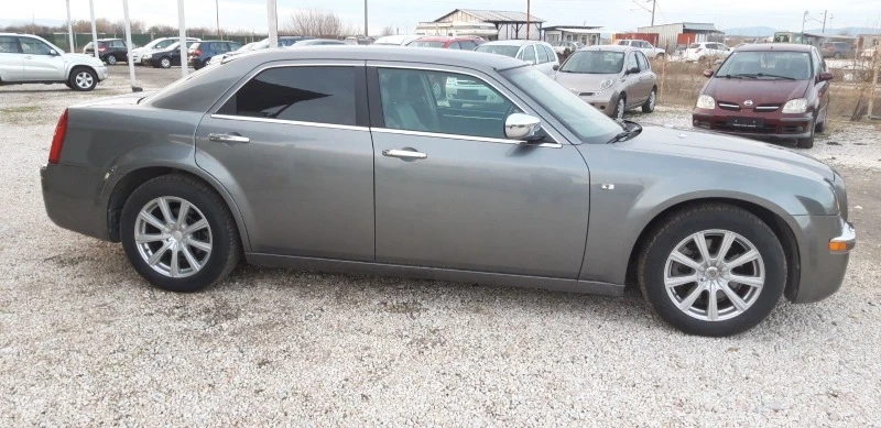 Chrysler 300c 3, 0 CDI     Бартер!, снимка 5 - Автомобили и джипове - 43675680