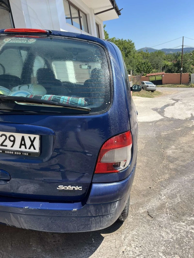 Renault Scenic газ-бензин, снимка 5 - Автомобили и джипове - 47383792