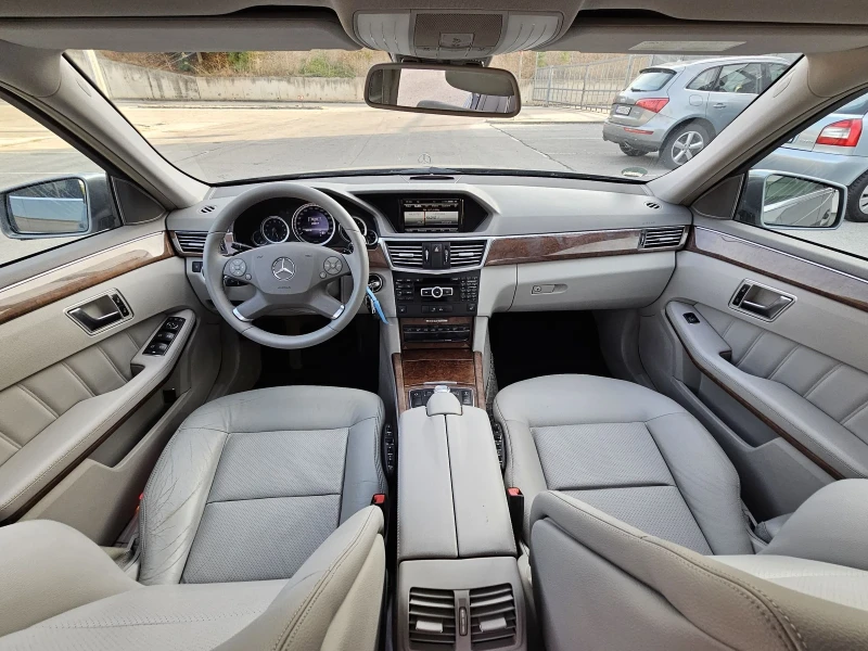 Mercedes-Benz E 350 265к.с AiR Matic , 4 Matic, Elegance , снимка 10 - Автомобили и джипове - 47135344