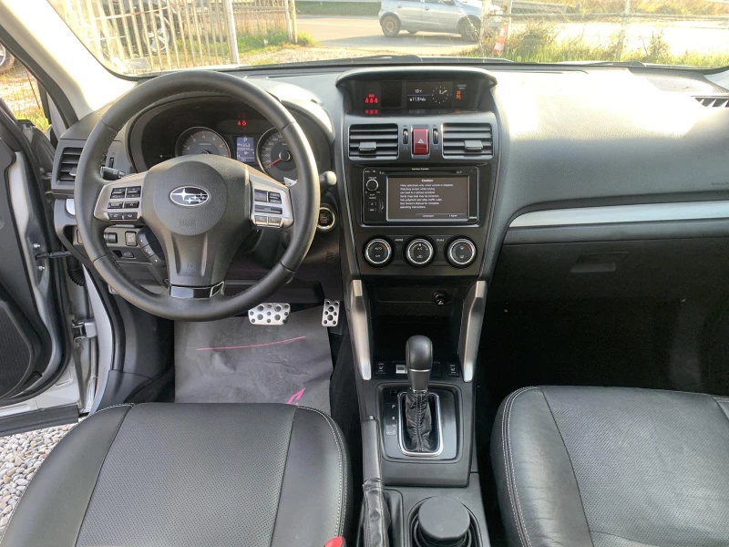 Subaru Forester 2.0XT, снимка 10 - Автомобили и джипове - 47743379