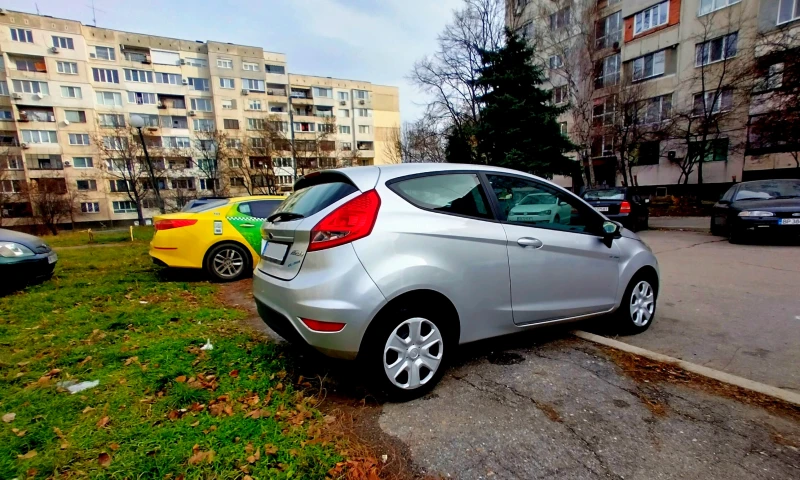 Ford Fiesta 16v-A/C-MK-7, снимка 4 - Автомобили и джипове - 48536619