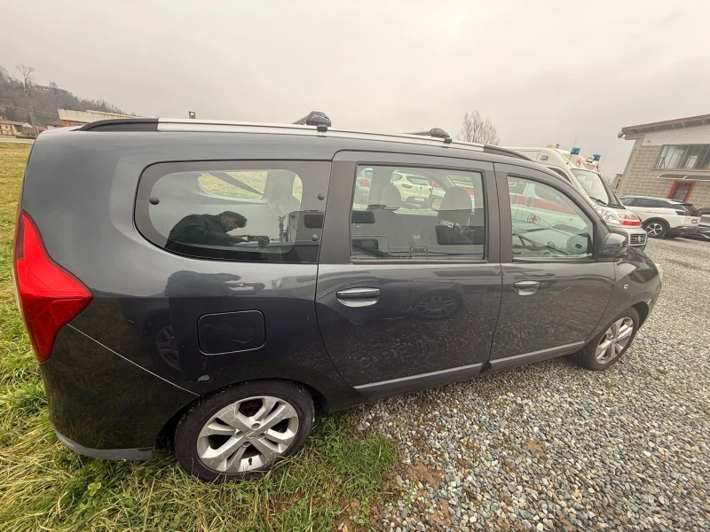 Dacia Lodgy 1600i GAZ, снимка 13 - Автомобили и джипове - 49316547