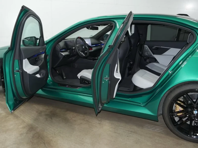 BMW M5, снимка 6 - Автомобили и джипове - 51201266