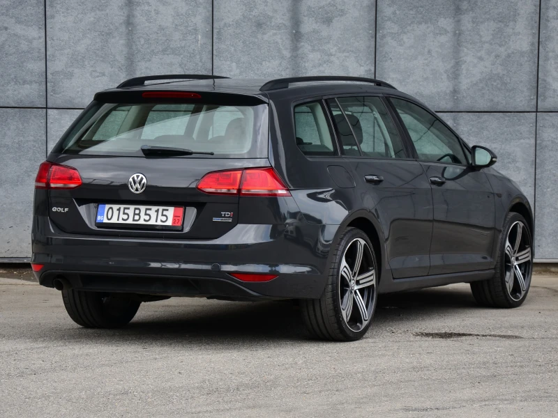 VW Golf 1.6 TDI, снимка 4 - Автомобили и джипове - 51203792
