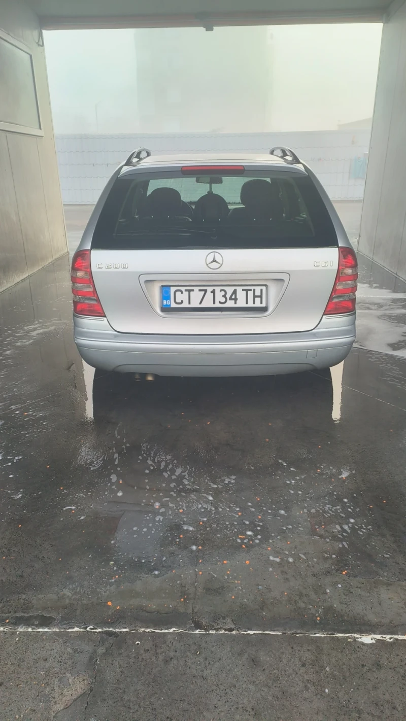 Mercedes-Benz C 200, снимка 2 - Автомобили и джипове - 52749161