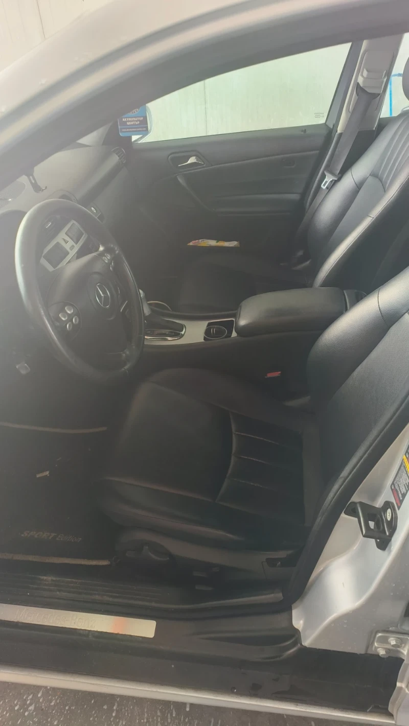 Mercedes-Benz C 200, снимка 5 - Автомобили и джипове - 52749161