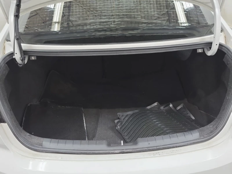 Hyundai Elantra * PREFERRED * CARFAX * ЦЕНА ДО БГ, снимка 15 - Автомобили и джипове - 53395652