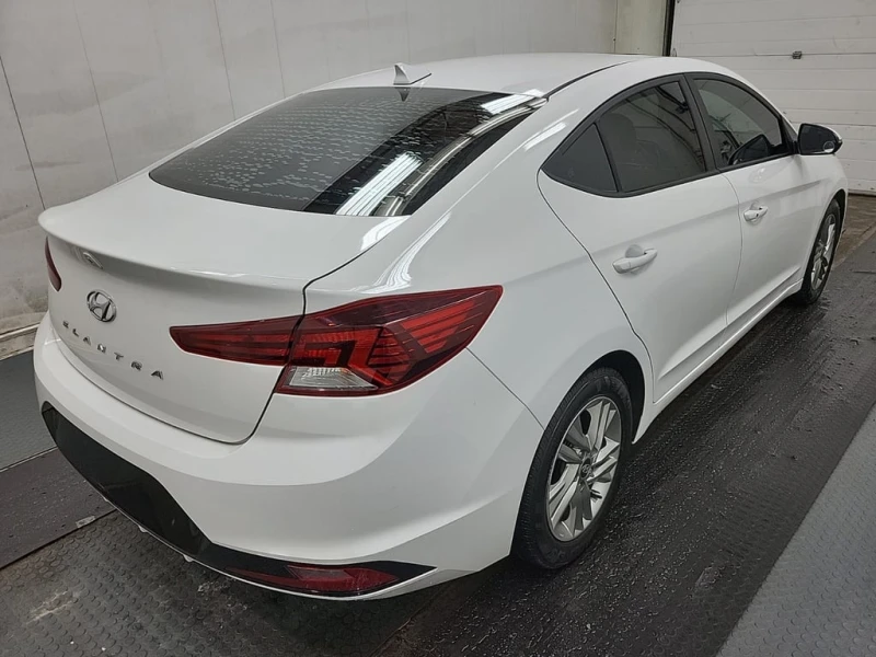 Hyundai Elantra * PREFERRED * CARFAX * ЦЕНА ДО БГ, снимка 4 - Автомобили и джипове - 53395652