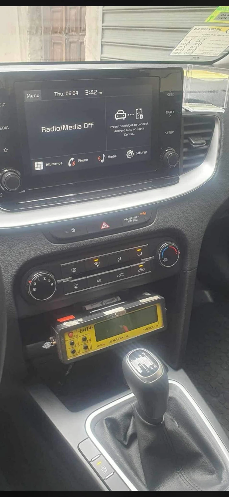 Kia Ceed 1.5 турбо, снимка 6 - Автомобили и джипове - 53518856