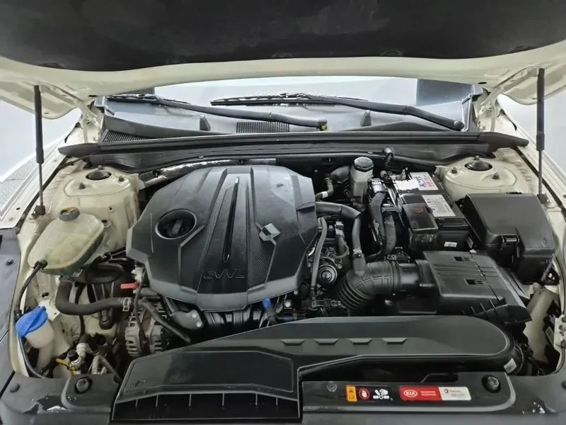 Kia K5 2.0, снимка 17 - Автомобили и джипове - 54263536