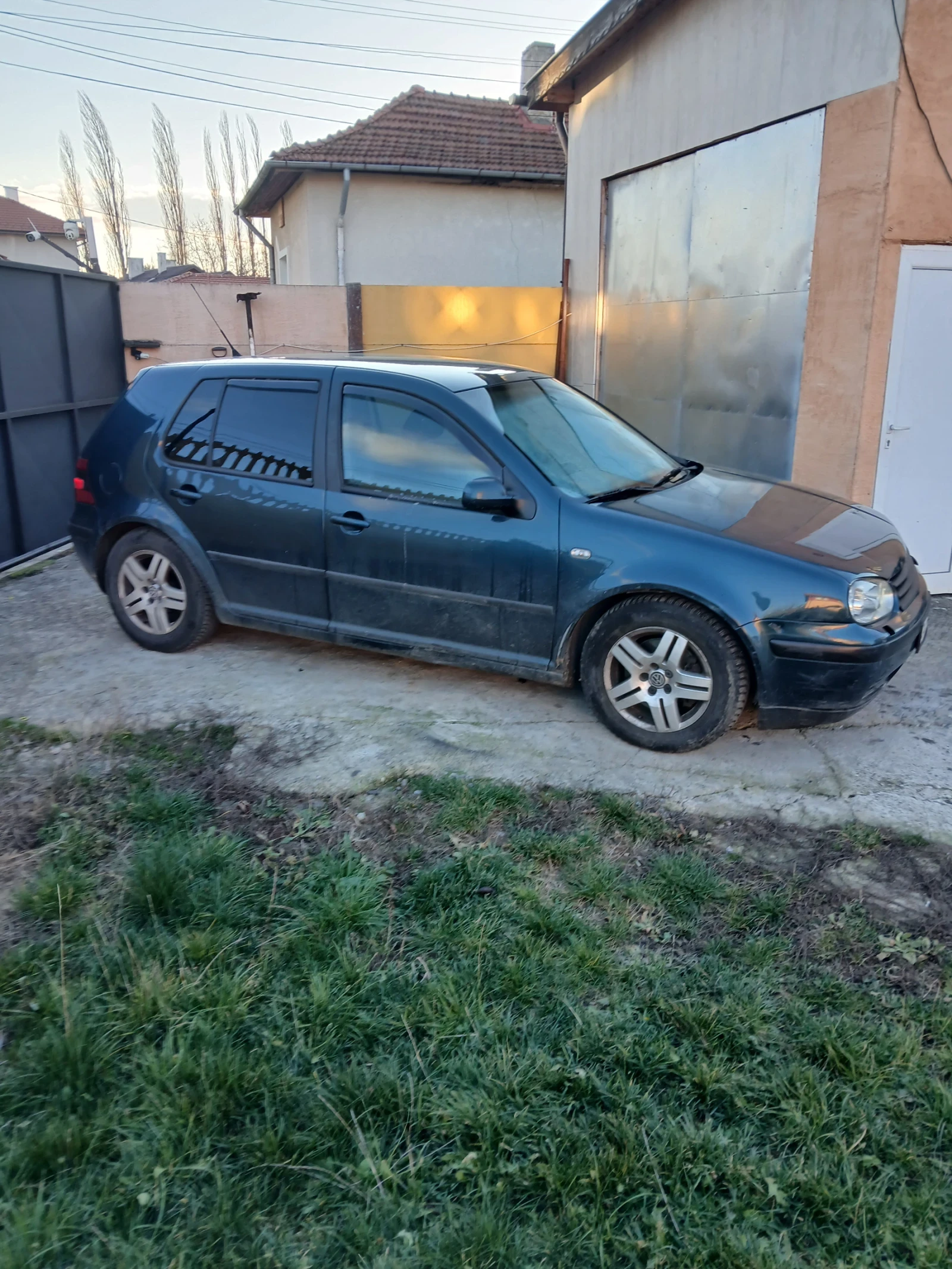 VW Golf 1.9 tdi, снимка 1