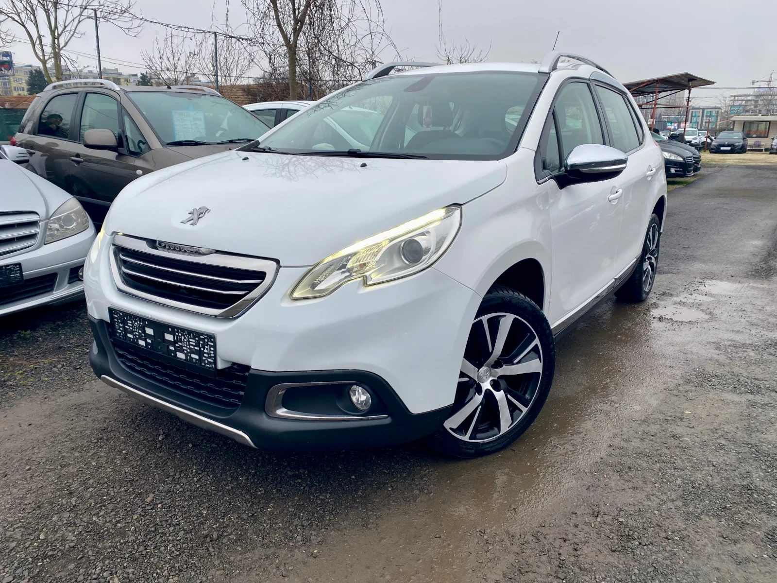 Peugeot 2008, снимка 1