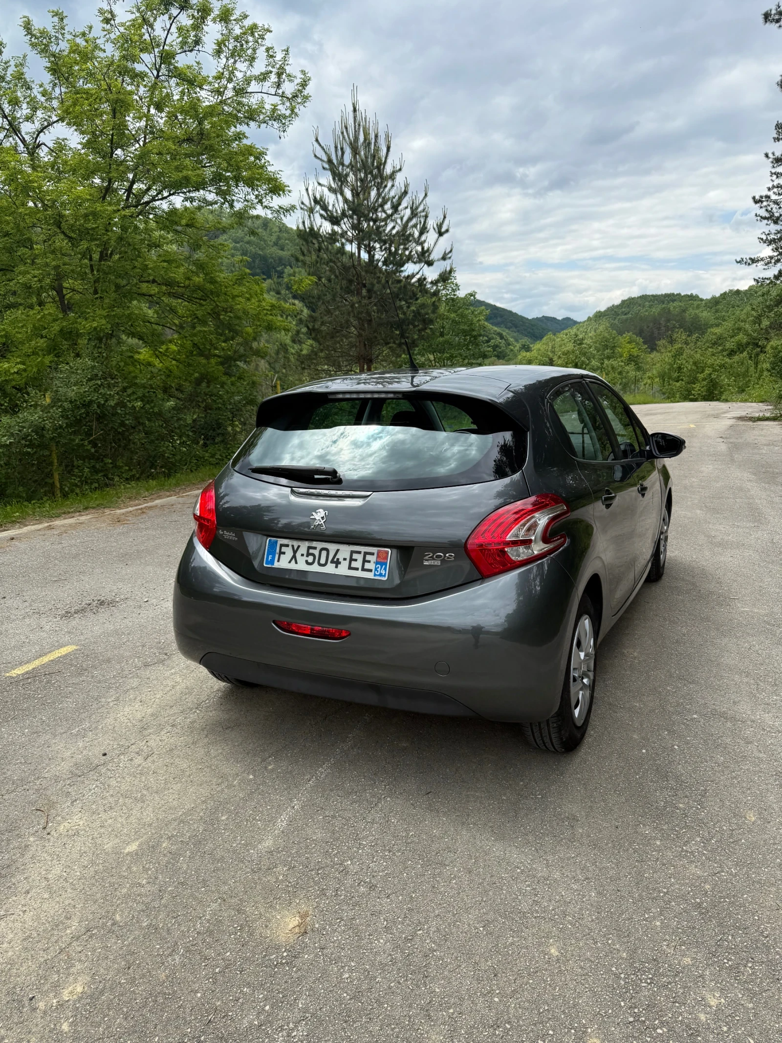 Peugeot 208  - изображение 5