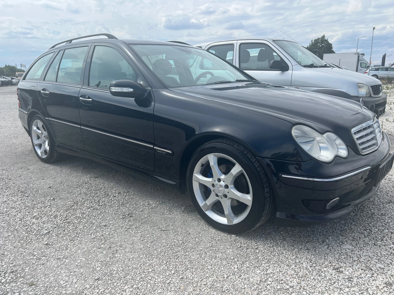 Mercedes-Benz C 220 2.2cdi amg avtomat - изображение 2