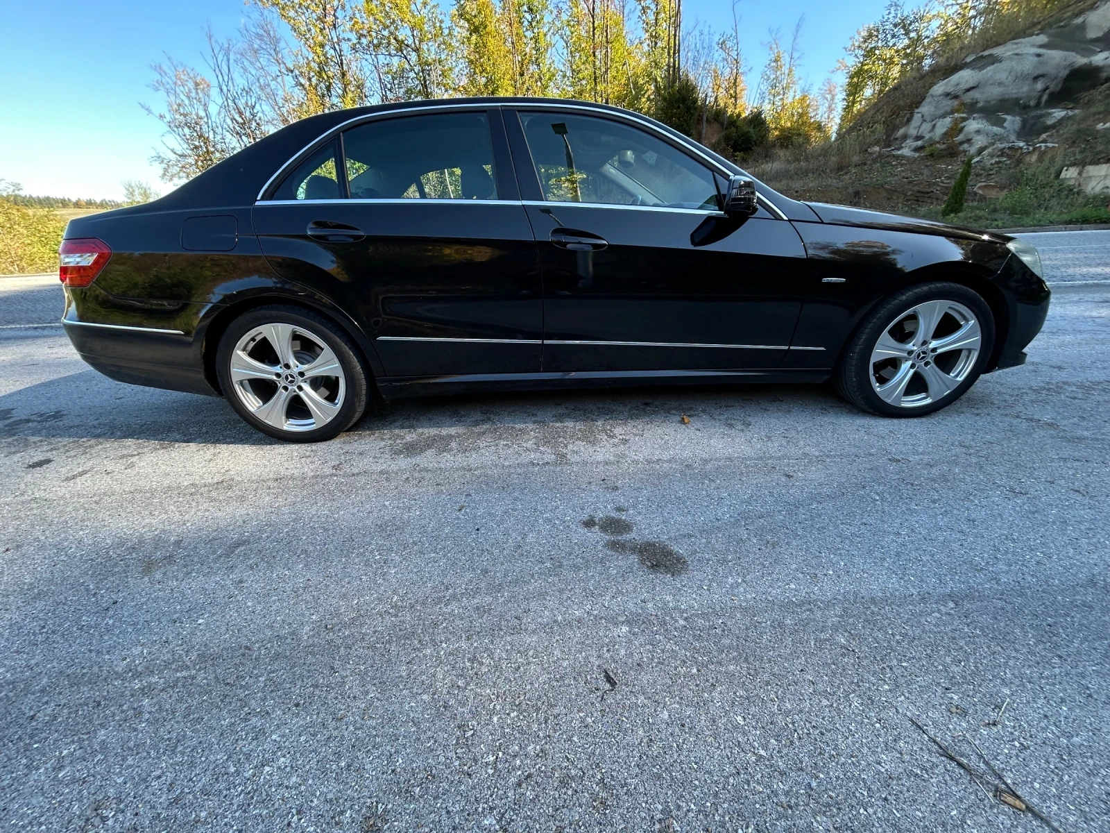 Mercedes-Benz E 220  - изображение 3