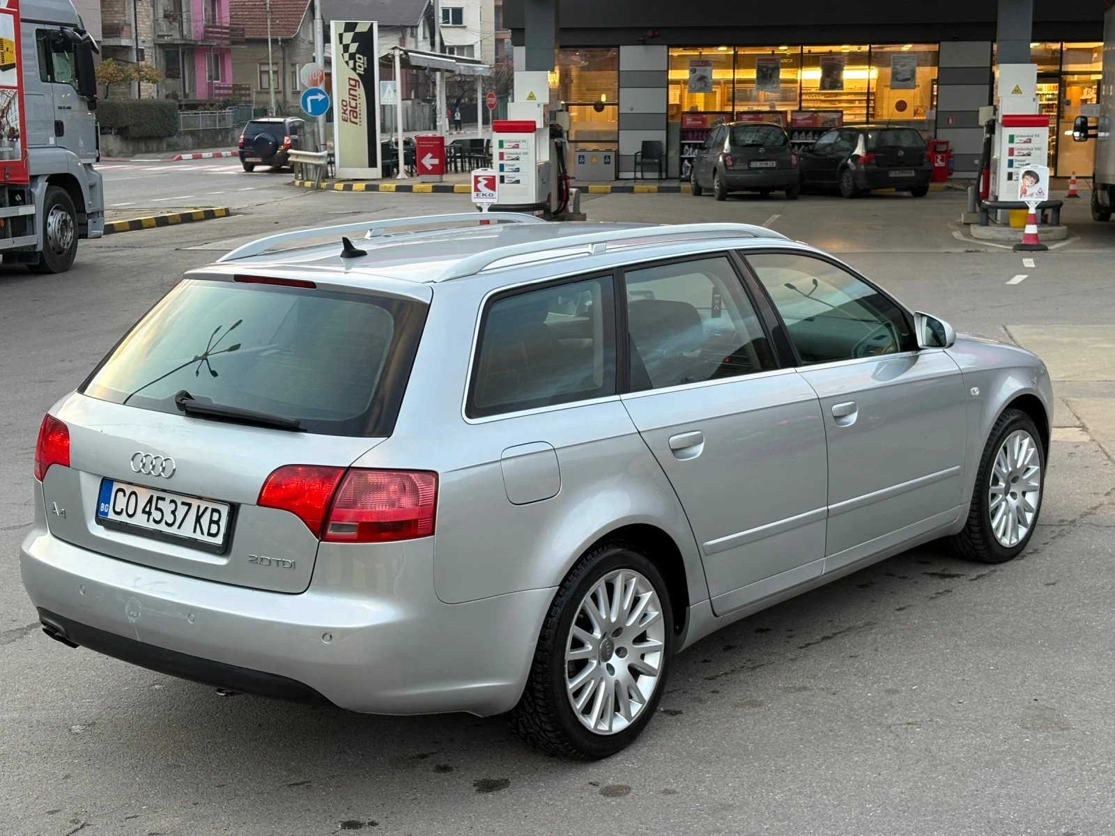 Audi A4 | Mobile.bg   5