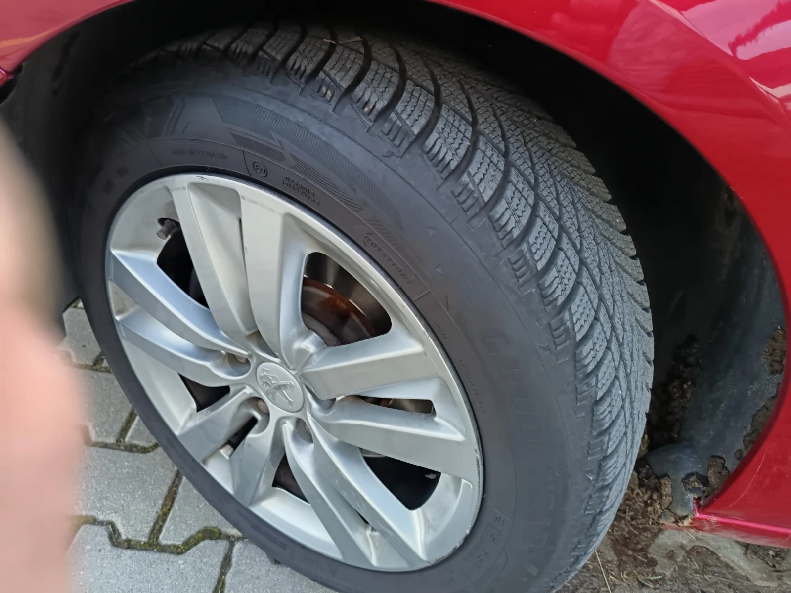 Peugeot 308 1, 6 HDI Eco-Allure EURO 5B - изображение 8