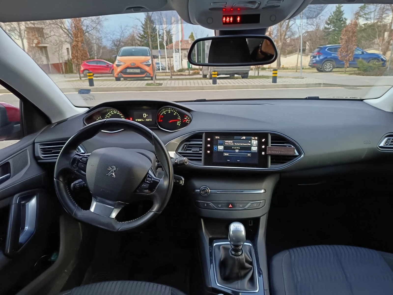 Peugeot 308 1, 6 HDI Eco-Allure EURO 5B - изображение 9