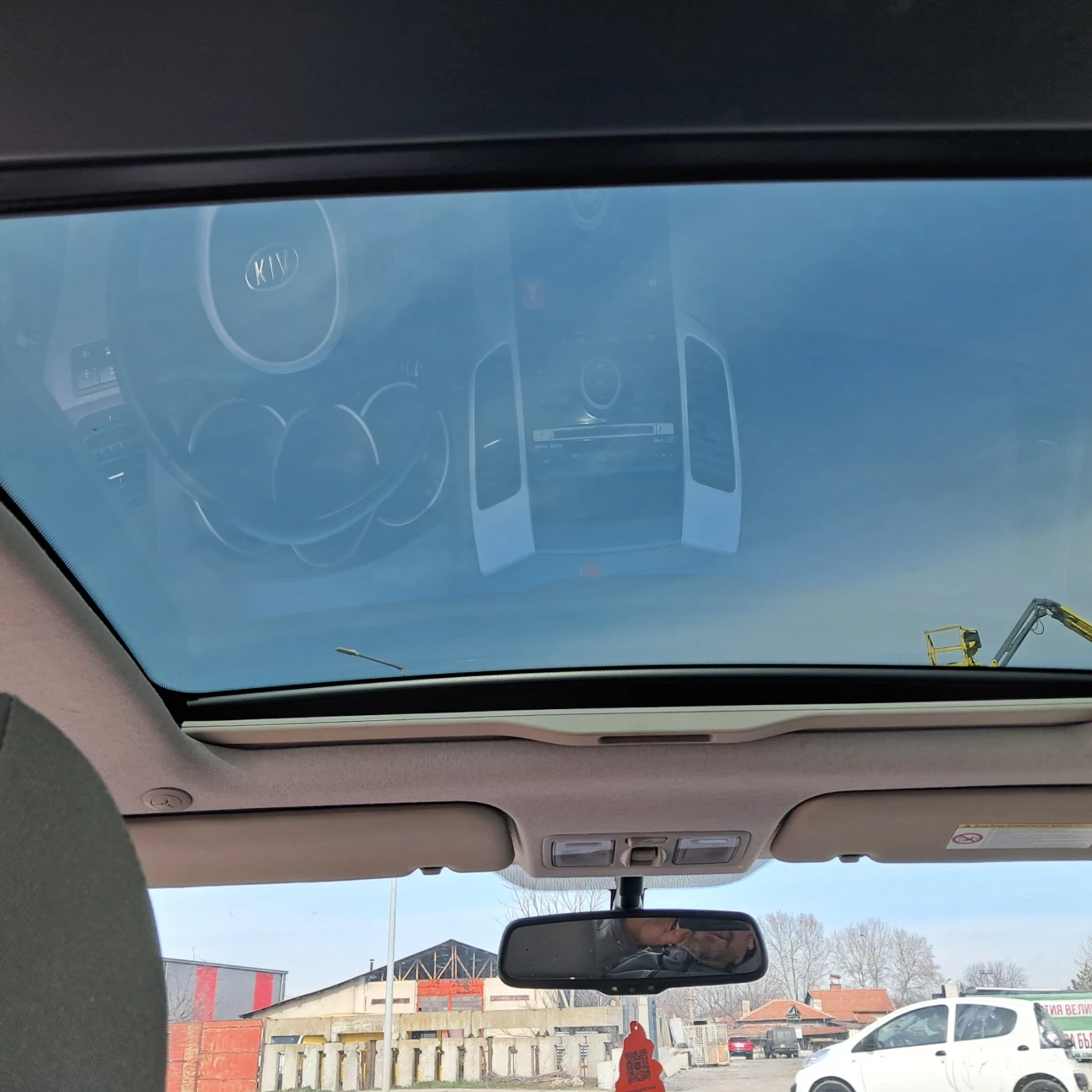 Kia Venga 1.4CRDI, снимка 14 - Автомобили и джипове - 53661704