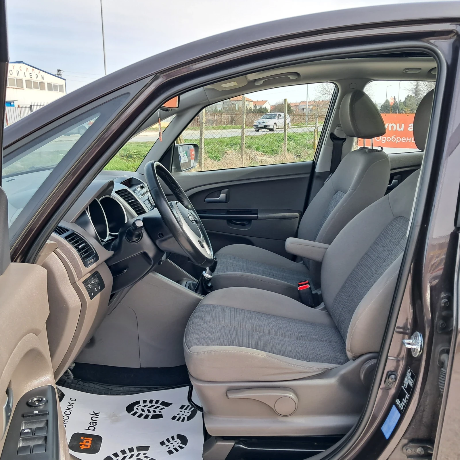 Kia Venga 1.4CRDI, снимка 8 - Автомобили и джипове - 53661704