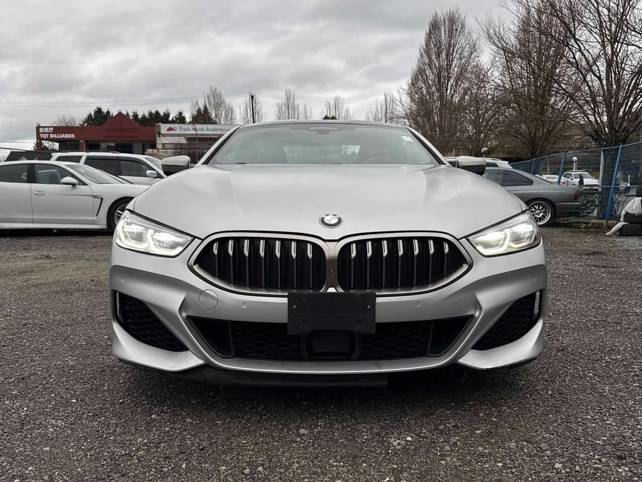 BMW 850  xDrive /360/DISTRONIC/Harmon Kardon, снимка 6 - Автомобили и джипове - 53907799