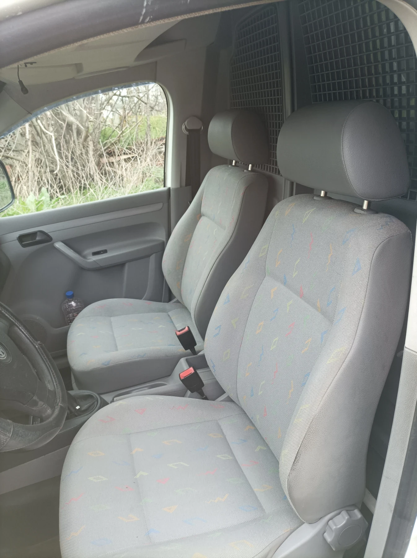 VW Caddy, снимка 5 - Автомобили и джипове - 54081793