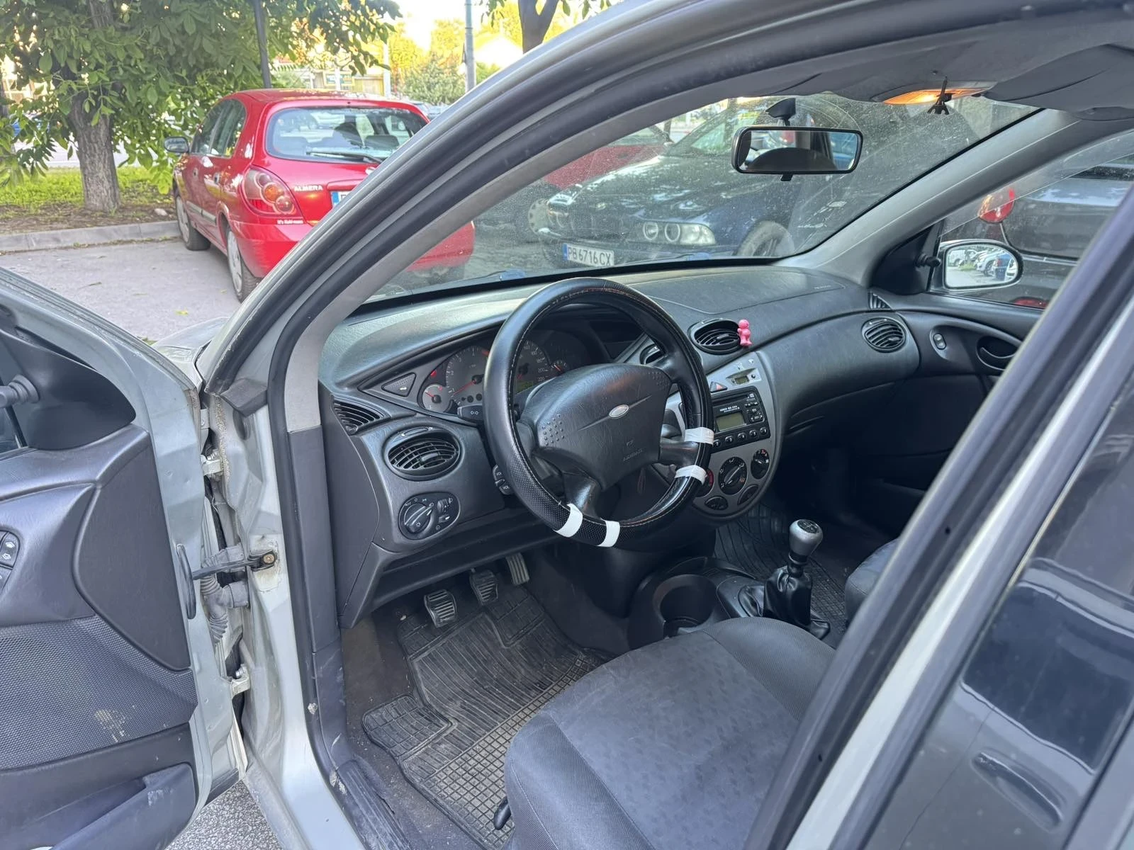 Ford Focus 1.8 TDCI-KLIMA, снимка 9 - Автомобили и джипове - 54918801